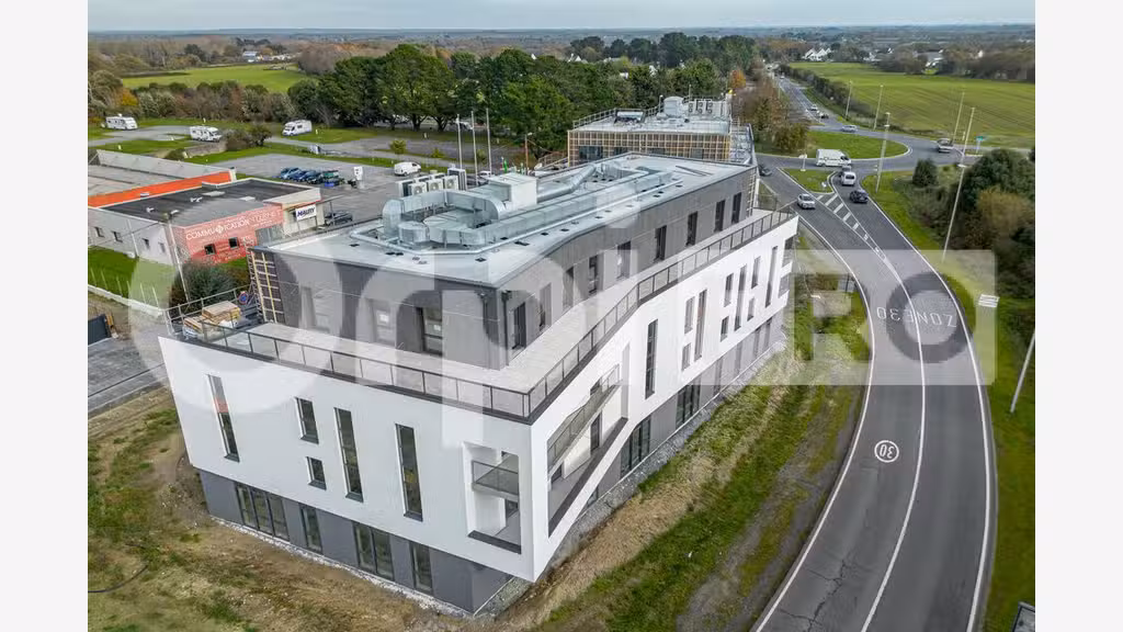 A vendre bureaux neufs PMR de 120m² à Guérande