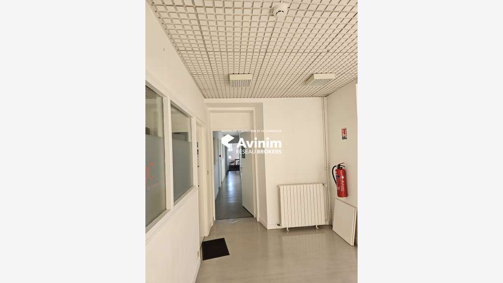 Bureaux de caractère 825m² à vendre à Guichen