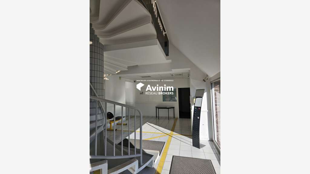 Bureaux de caractère 825m² à vendre à Guichen