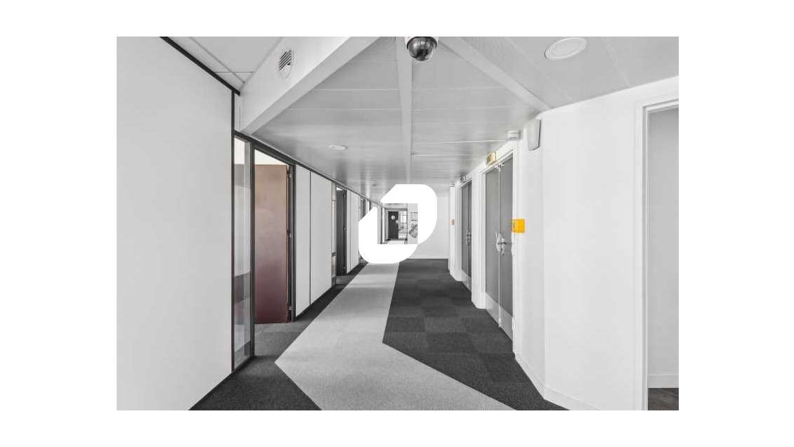 Vente Bureaux 655m² Guyancourt