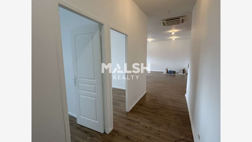 Bureaux à vendre 105m² à Irigny