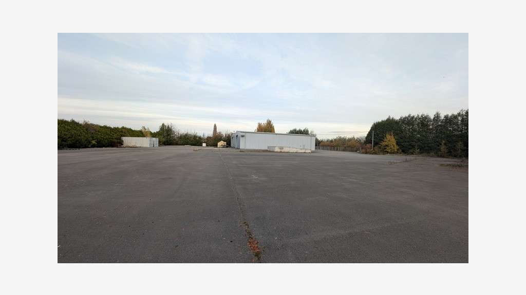 Vente bâtiment industriel de 894m² à Isbergues