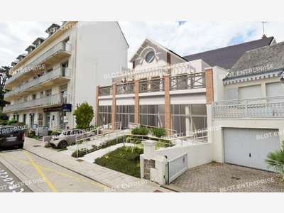 À vendre bureaux 450m² à La Baule centre