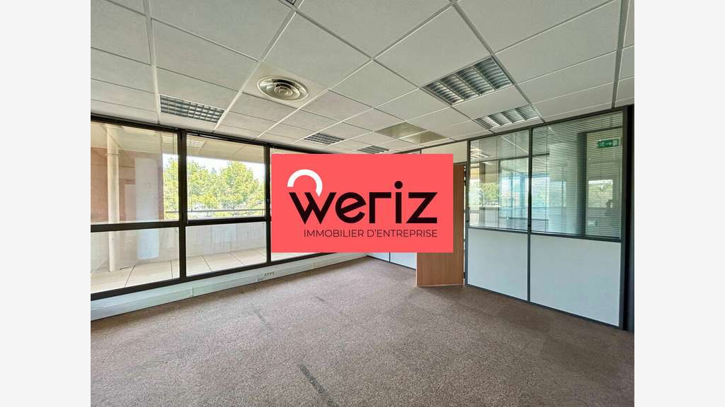 AV bureau 207m² en dernier étage La Ciotat Athélia