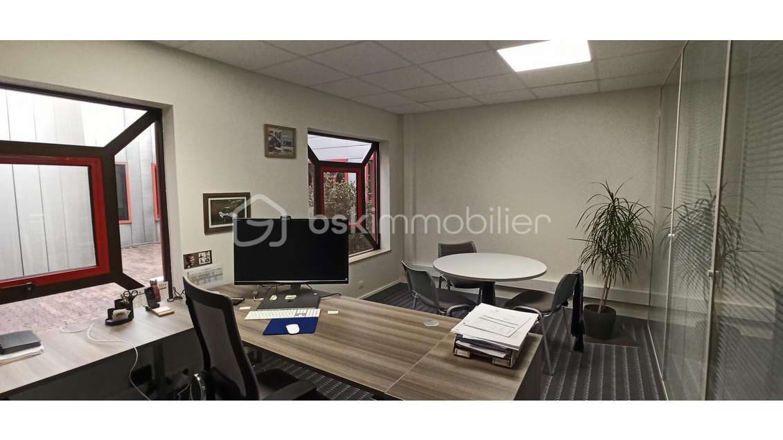 Vente bureaux 220m² La Ferté Macé route d'Argentan