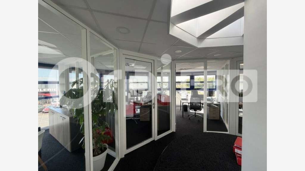 Bureaux de 180m² à vendre à La Rochelle prox mer