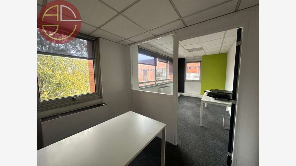 A vendre bureaux 194m² R+1 à Labège