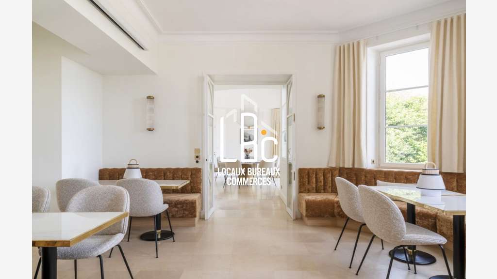 Bureaux spacieux et modernes à vendre Le Cellier