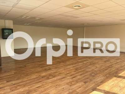 Vente bureau de 100m² au 1er étage au Haillan