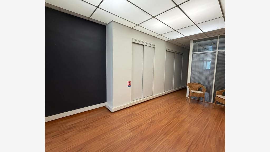 À vendre – Bureaux de 59 m² dans le quartier de la