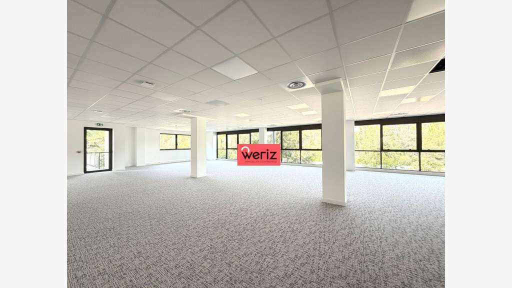Bureaux entièrement rénovés à vendre La Duranne Ai
