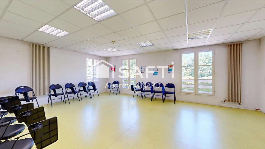 Maison ancienne 340m² avec parc arboré à Léognan