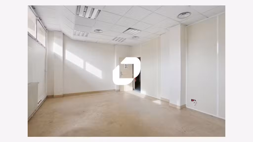 Vente Bureaux 423m² Les lilas
