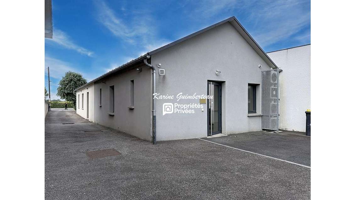 AV bureaux 100m² avec stationnement à Libourne