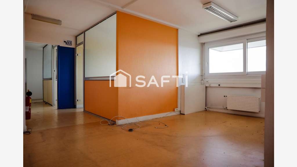 Cède plateau bureaux 343m² bon standing à Limoges