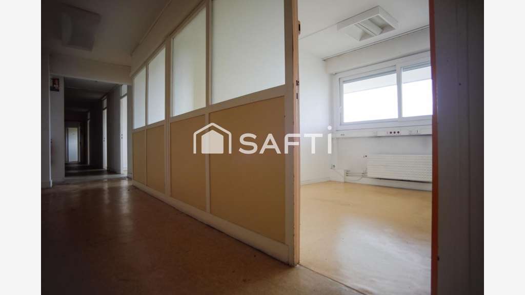 Cède plateau bureaux 343m² bon standing à Limoges