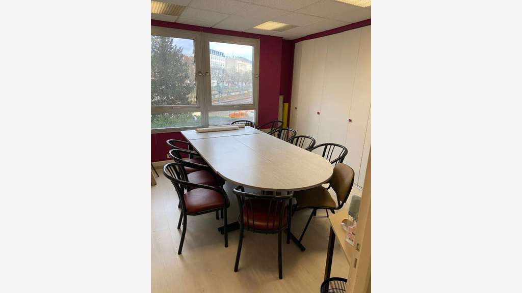 AV bureaux de 125m² en parfait état centre Limoges