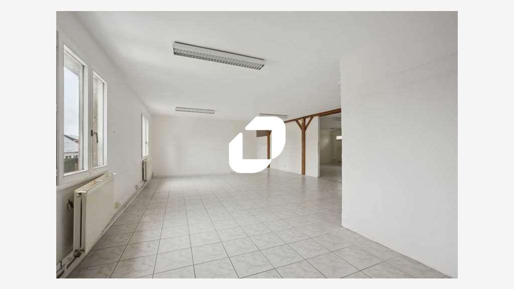 Vente Bureaux 184m² Limours