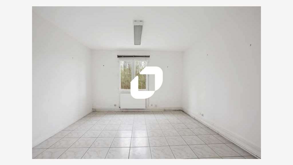 Vente Bureaux 184m² Limours