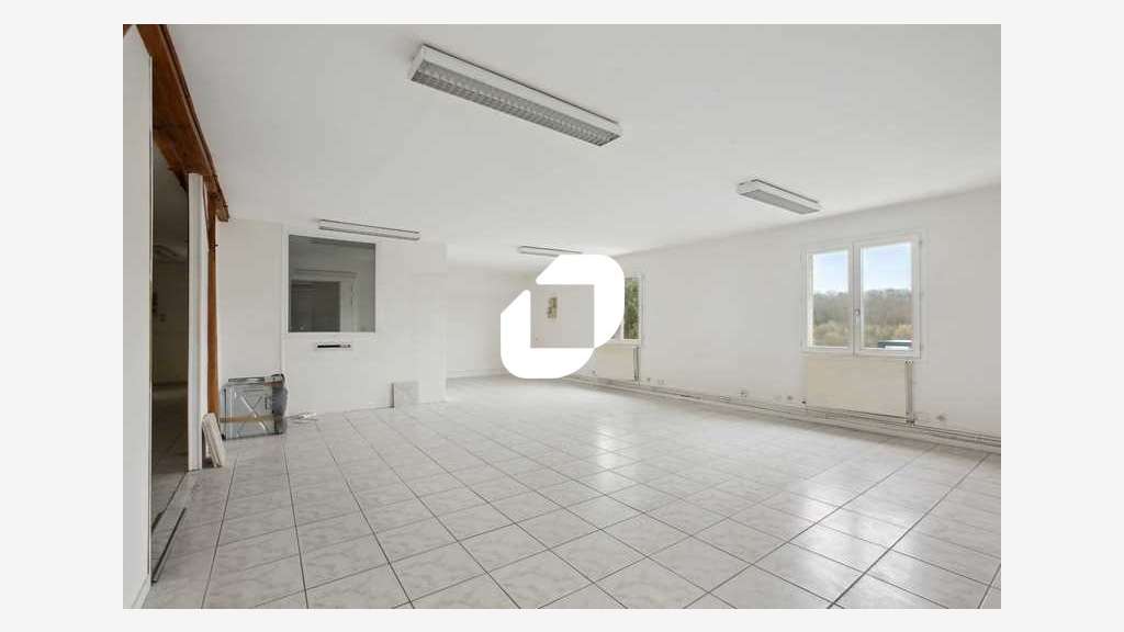 Vente Bureaux 184m² Limours