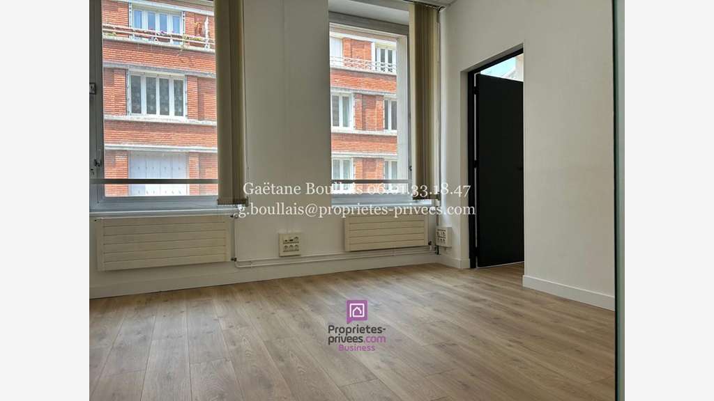 Vente immeuble de bureaux 560m² à Lisieux