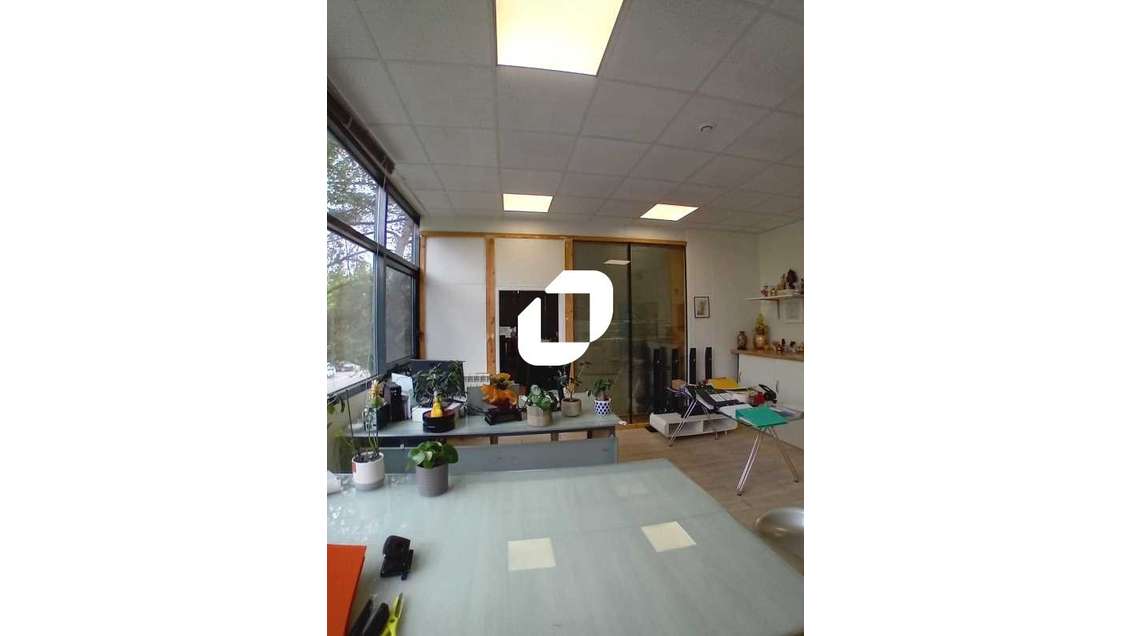 Vente Bureaux 101m² Lognes