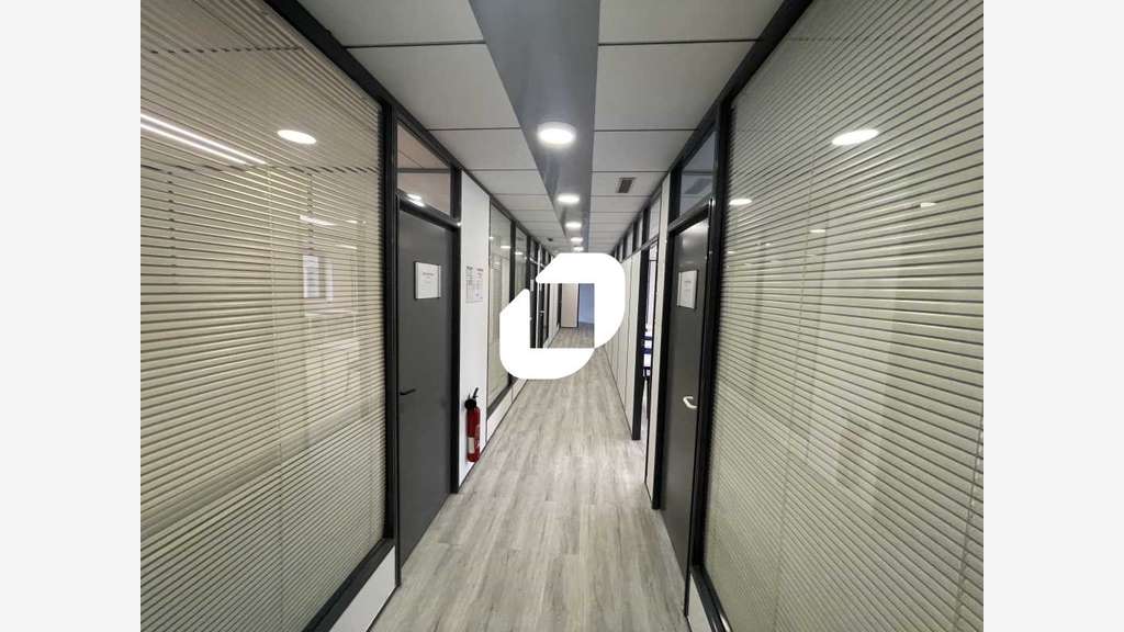 Vente Bureaux 186m² Lognes