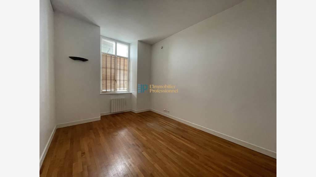 A louer bureaux 110m² à Lorient quai des Indes