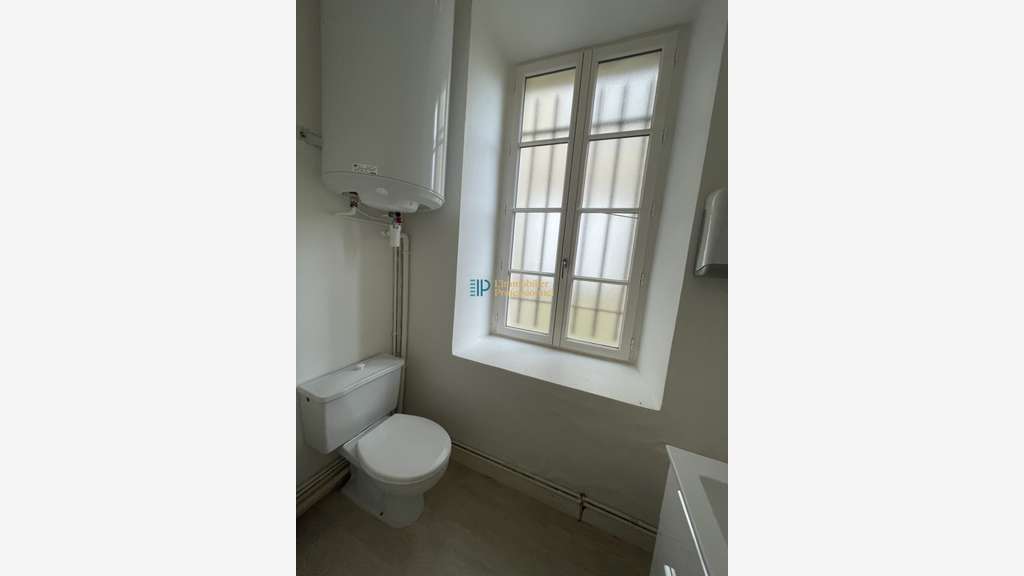 A louer bureaux 110m² à Lorient quai des Indes