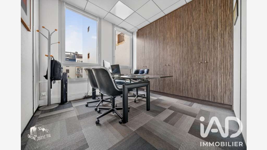 Vente bureaux loués à Metz face Place République