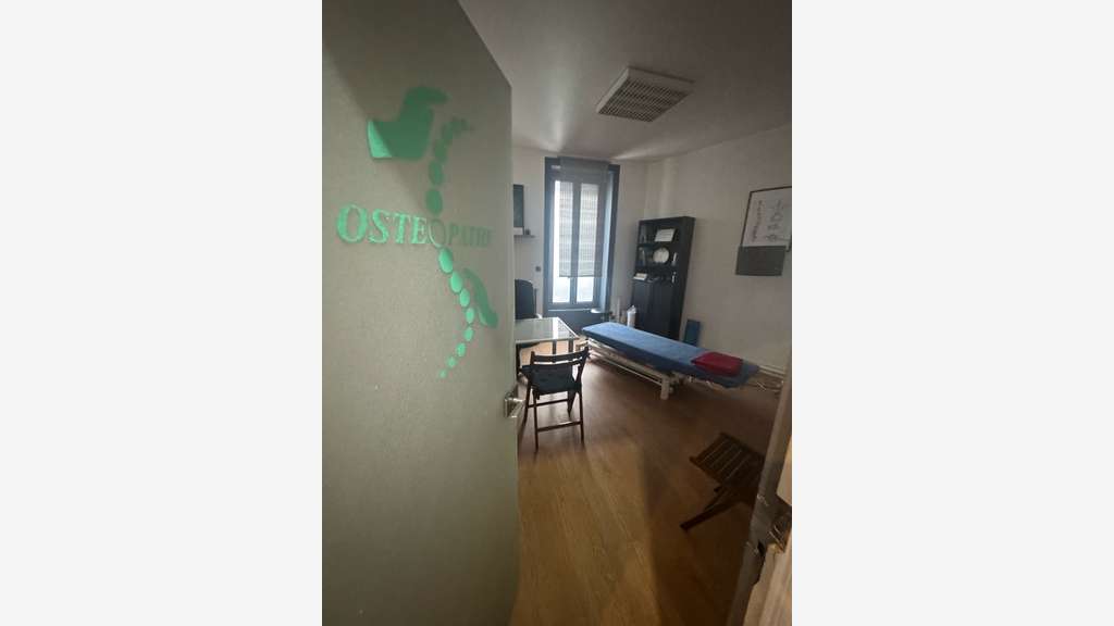 Vente très beaux bureaux 80m² à Lyon 3e Part Dieu