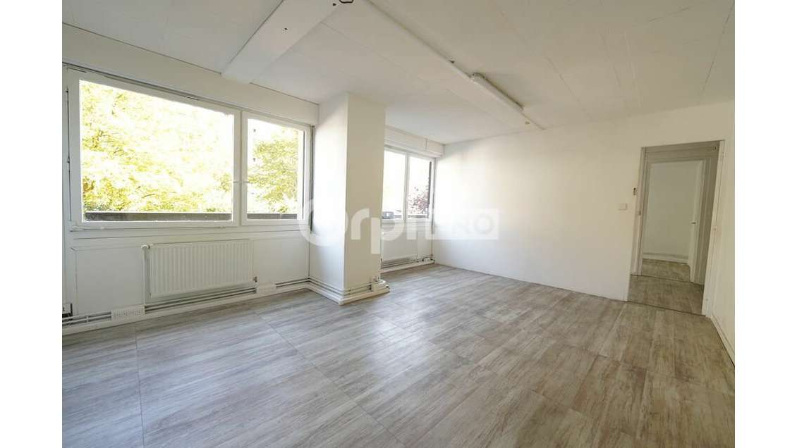 Vente bureaux à louer 75m² à Lyon 3e