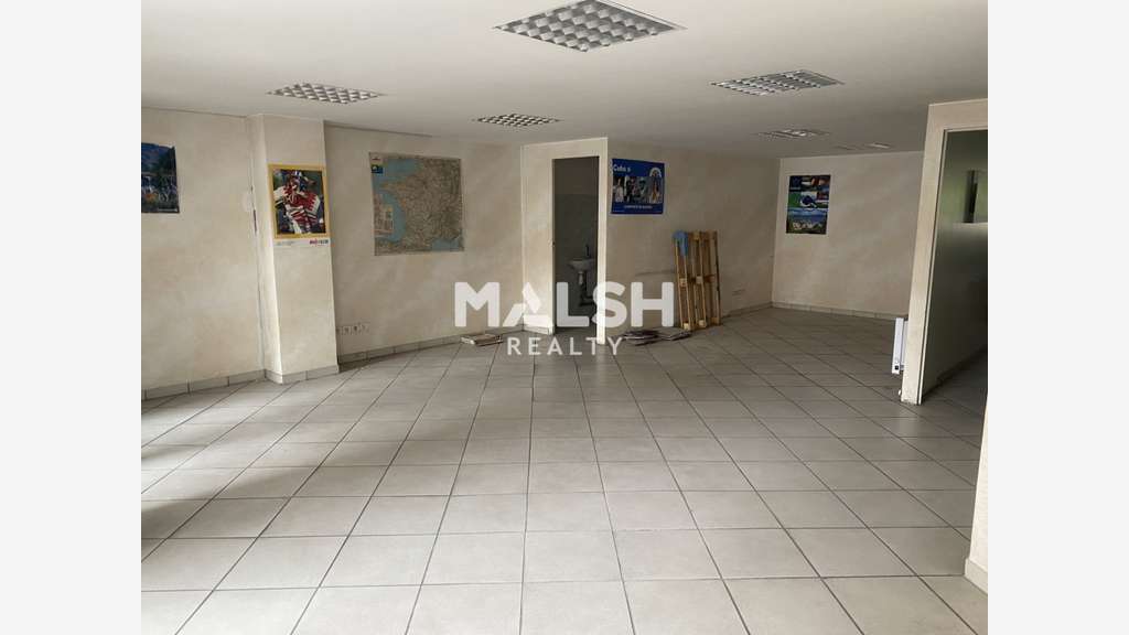 Vente bureaux très lumineux 144m² RDC à Lyon 3e