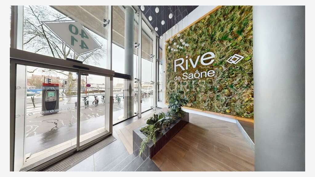 Bureaux rénovés à vendre à Lyon 5e prox St-Georges