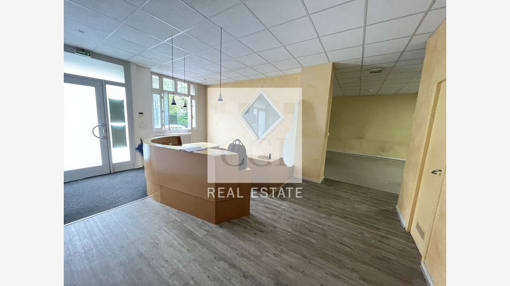 Bureaux 276m² sur 2 niveaux à vendre à Lyon 6e