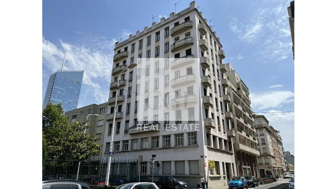 Bureaux 276m² sur 2 niveaux à vendre à Lyon 6e