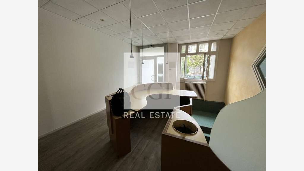 Bureaux 276m² sur 2 niveaux à vendre à Lyon 6e