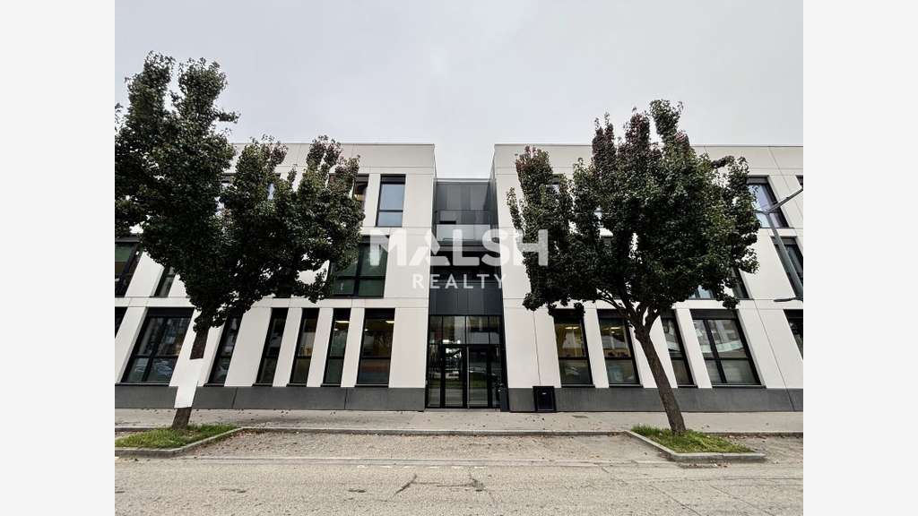 Bureaux à vendre 305m² Lyon 7e tramway T10