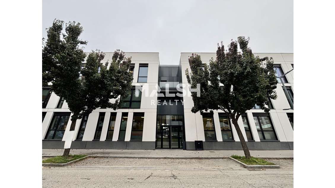 Bureaux à vendre 305m² Lyon 7e tramway T10