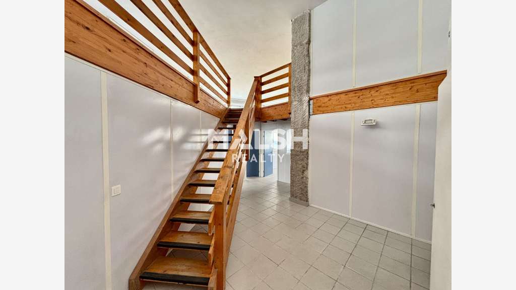 À vendre bureaux 233m² Lyon 7e proche Pl Jean Macé