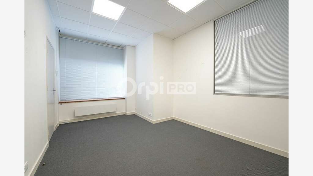 Bureaux à vendre 300m² RDC ERP/PMR Lyon 7e