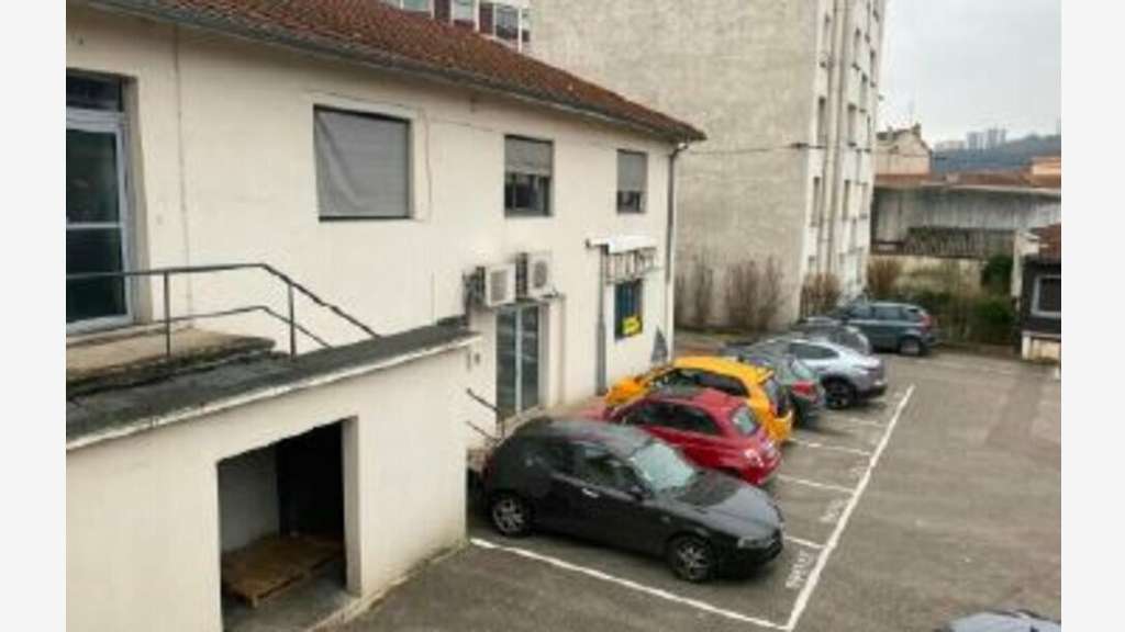 Bureaux et habitations à vendre Lyon 9e Vaise
