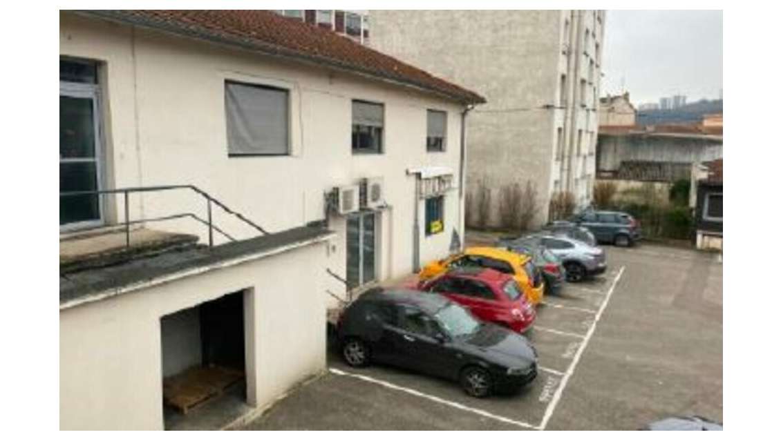 Bureaux et habitations à vendre Lyon 9e Vaise 