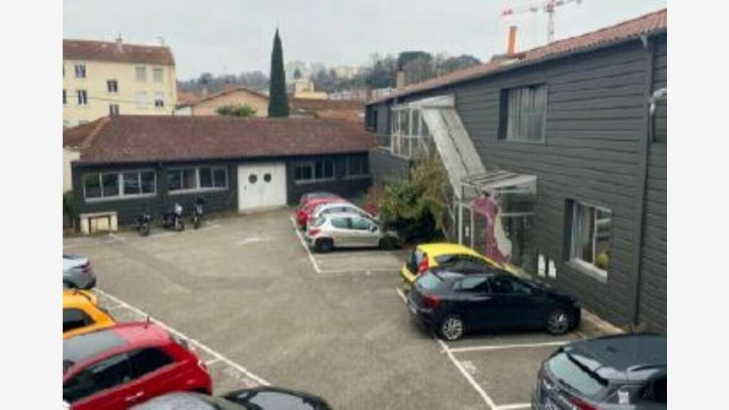 Bureaux et habitations à vendre Lyon 9e Vaise