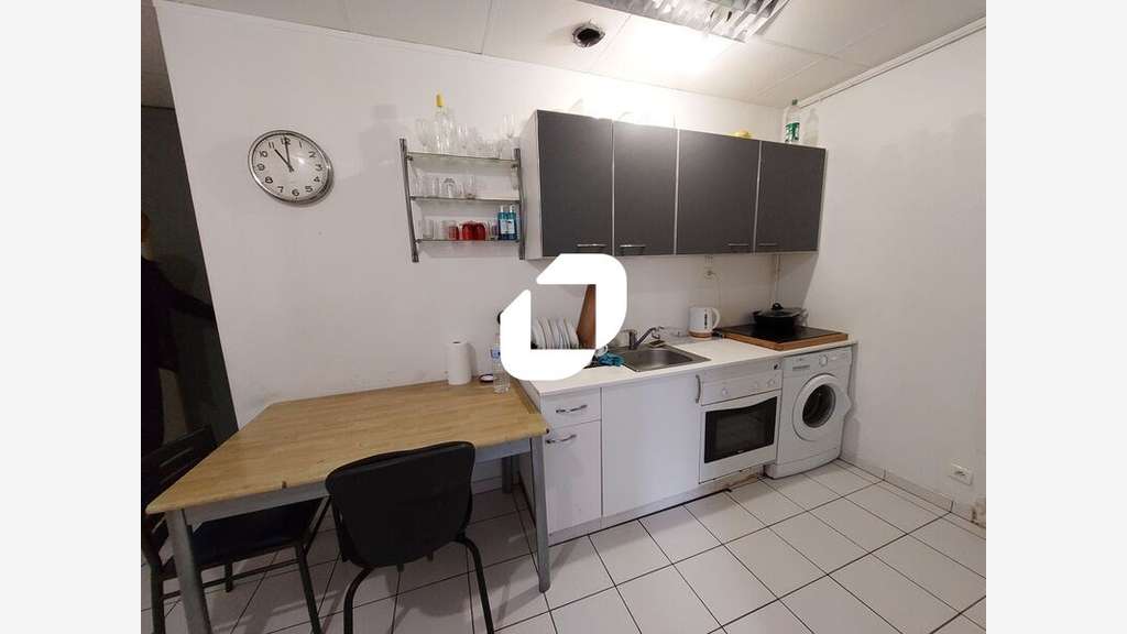 Vente Bureaux 250m² Magny les hameaux