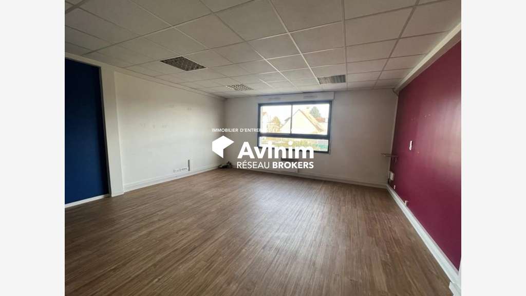 A vendre bureau 39m² R+1 sans ascenseur à Margency