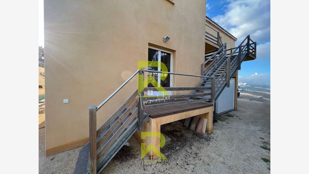 AV immeuble professionnel locatif Marseillan-plage