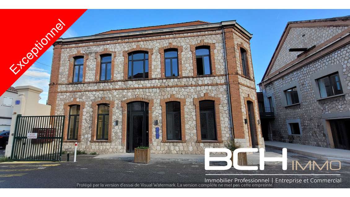 AV immeuble de bureaux avec du cachet Marseille 10