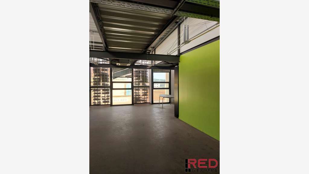 Vente bureaux 256m² + parking Marseille St Antoine