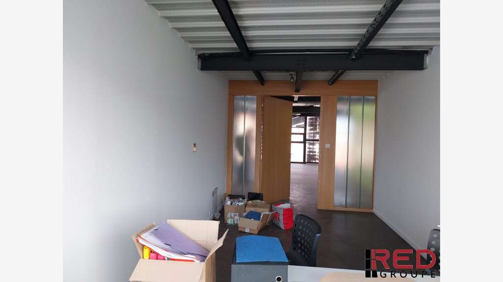 Vente bureaux 256m² + parking Marseille St Antoine